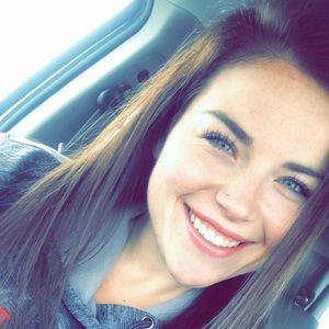 Meet your Posher, Molly